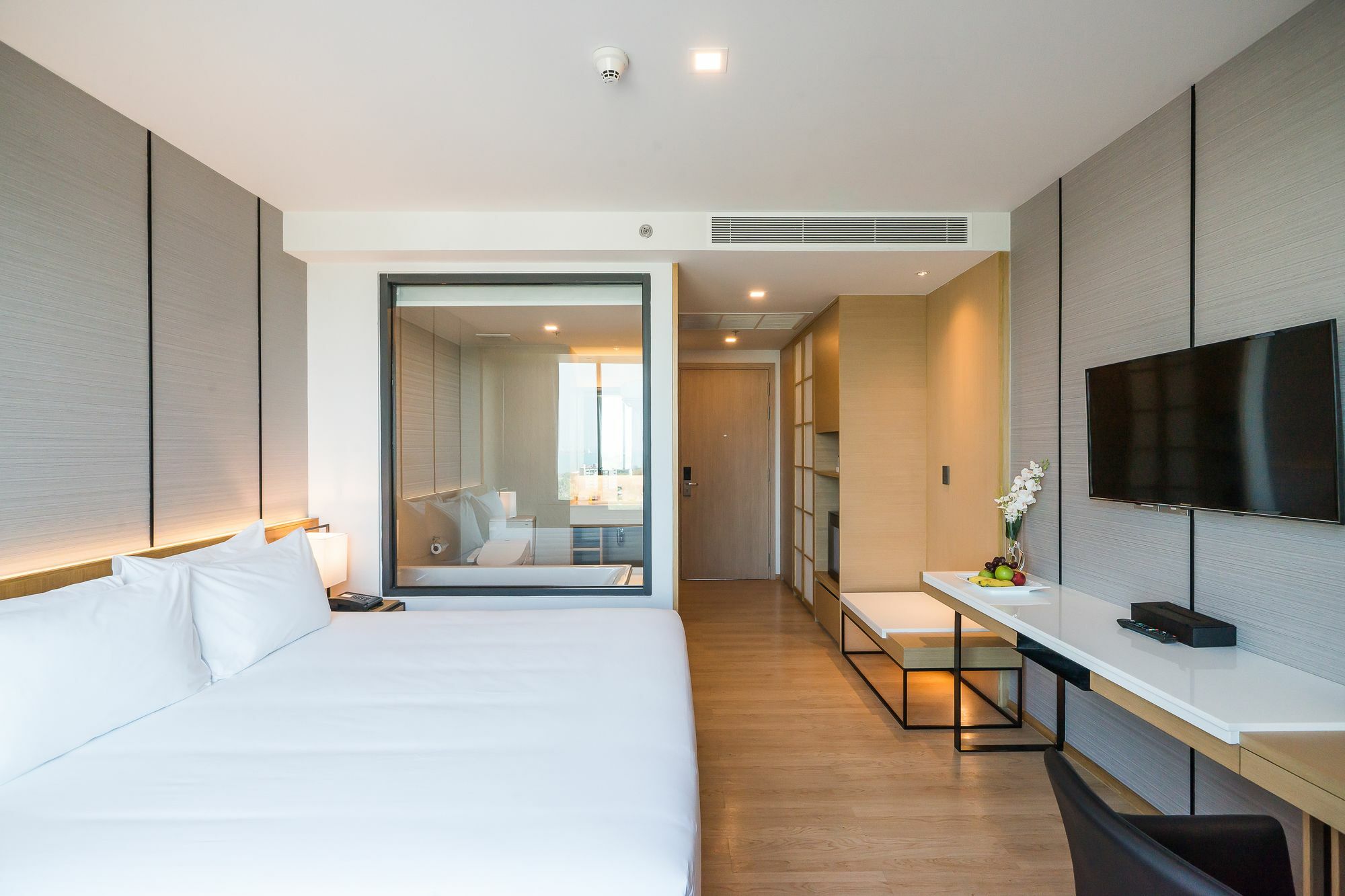 Arize Hotel Sri Racha Си Рача Екстериор снимка