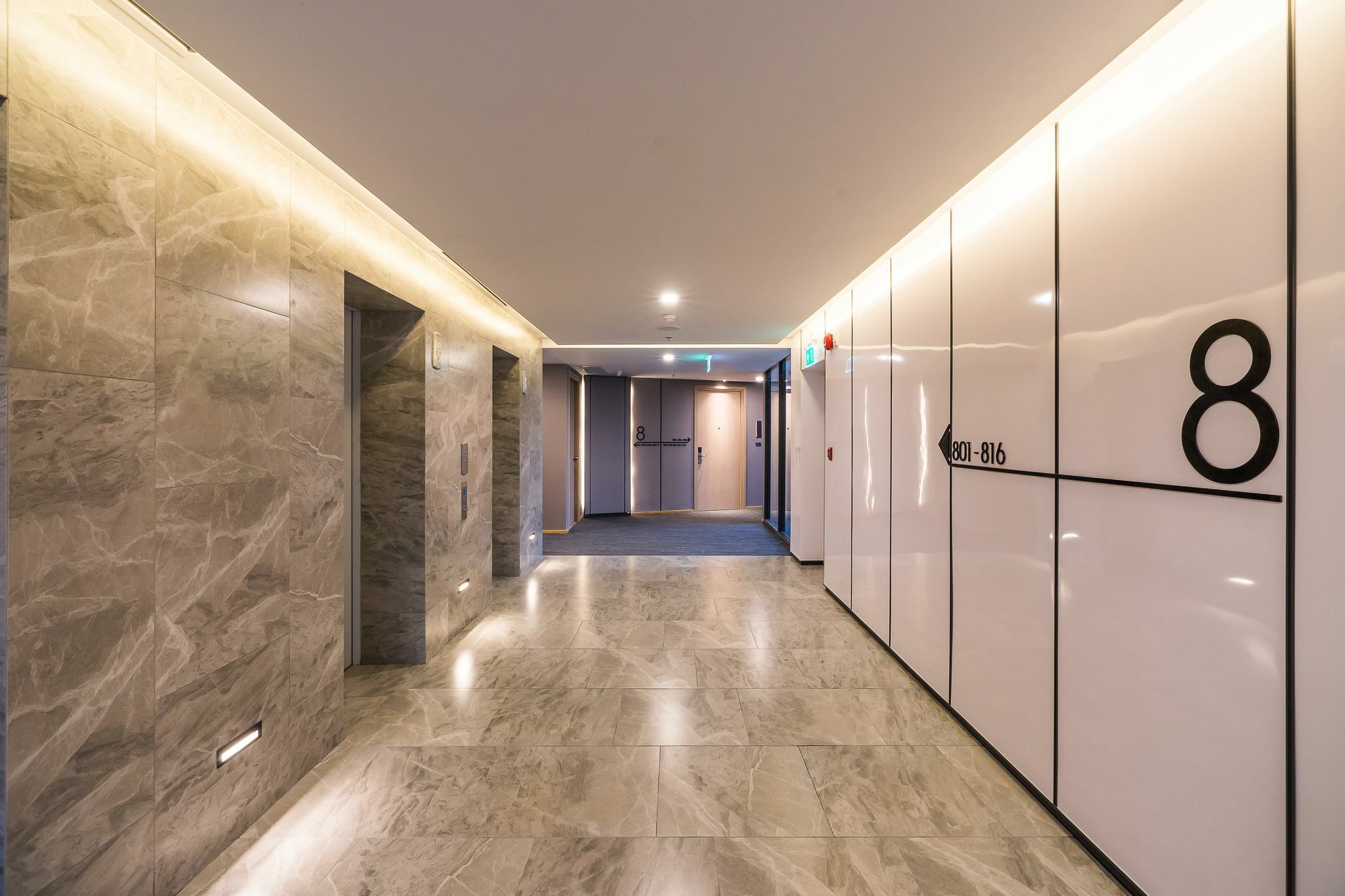 Arize Hotel Sri Racha Си Рача Екстериор снимка