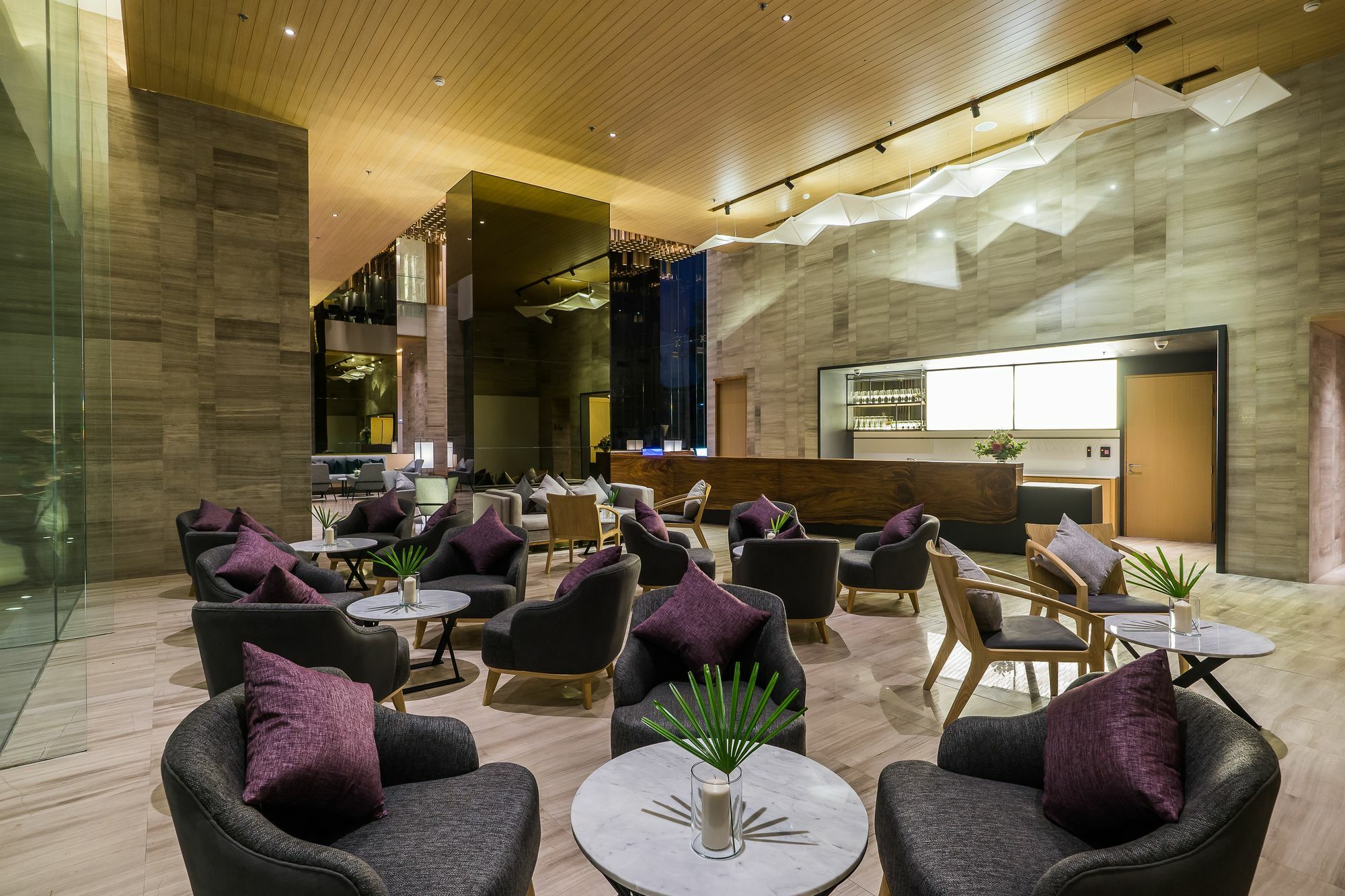 Arize Hotel Sri Racha Си Рача Екстериор снимка