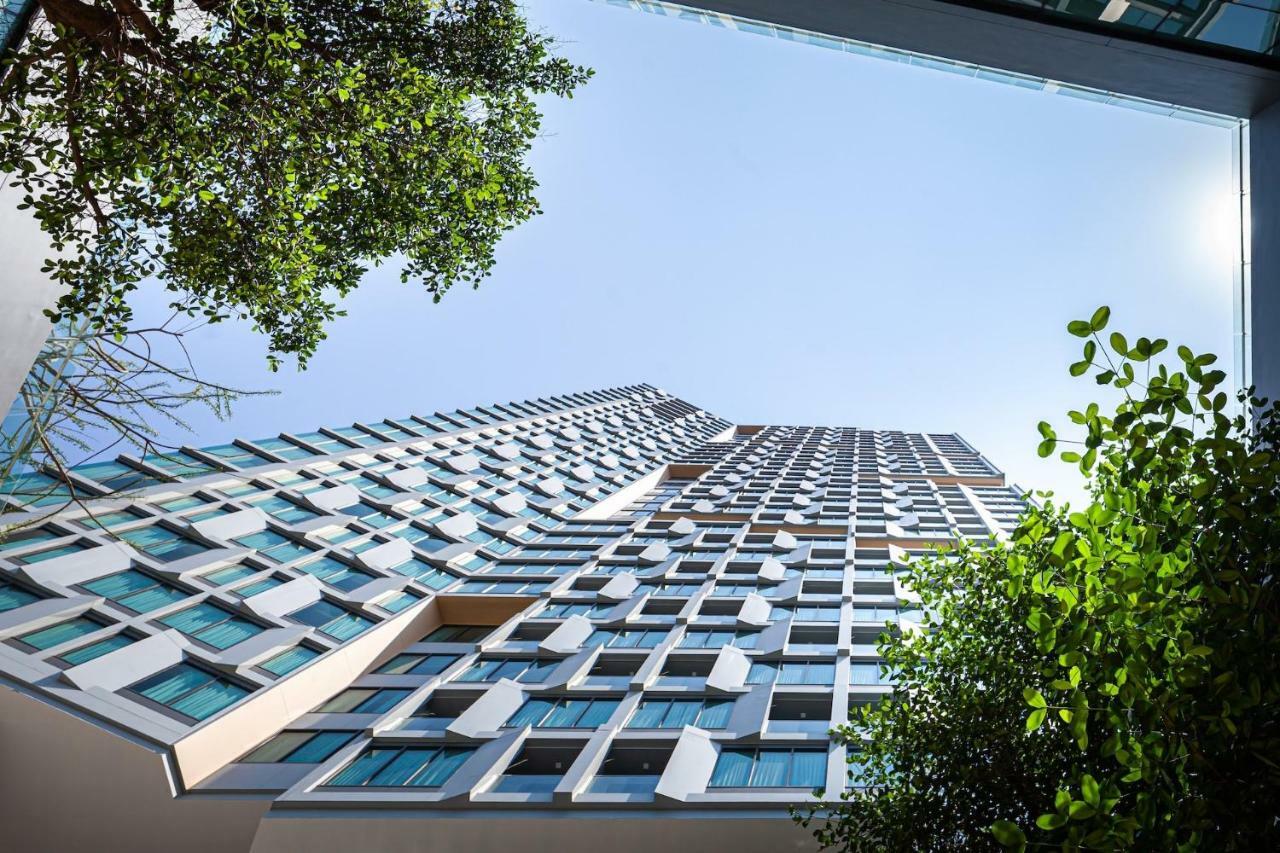 Arize Hotel Sri Racha Си Рача Екстериор снимка